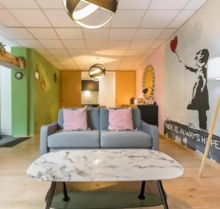 Love Ballon Elegant Cabinet D'architecte Reconfigure Tout En Douceur Climatise Avec Terrasse Proche Centre Ville Gare Cite Gastronomique